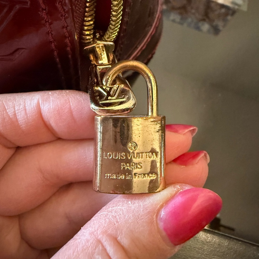 Elegant Burgundy Monogram Satchel - Picture 14 of 15